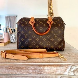✨Louis Vuitton Monogram Speedy 25 (includes brand new vachetta strap + D-rings)
